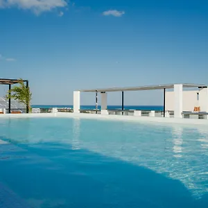 Encantada Apartahotel